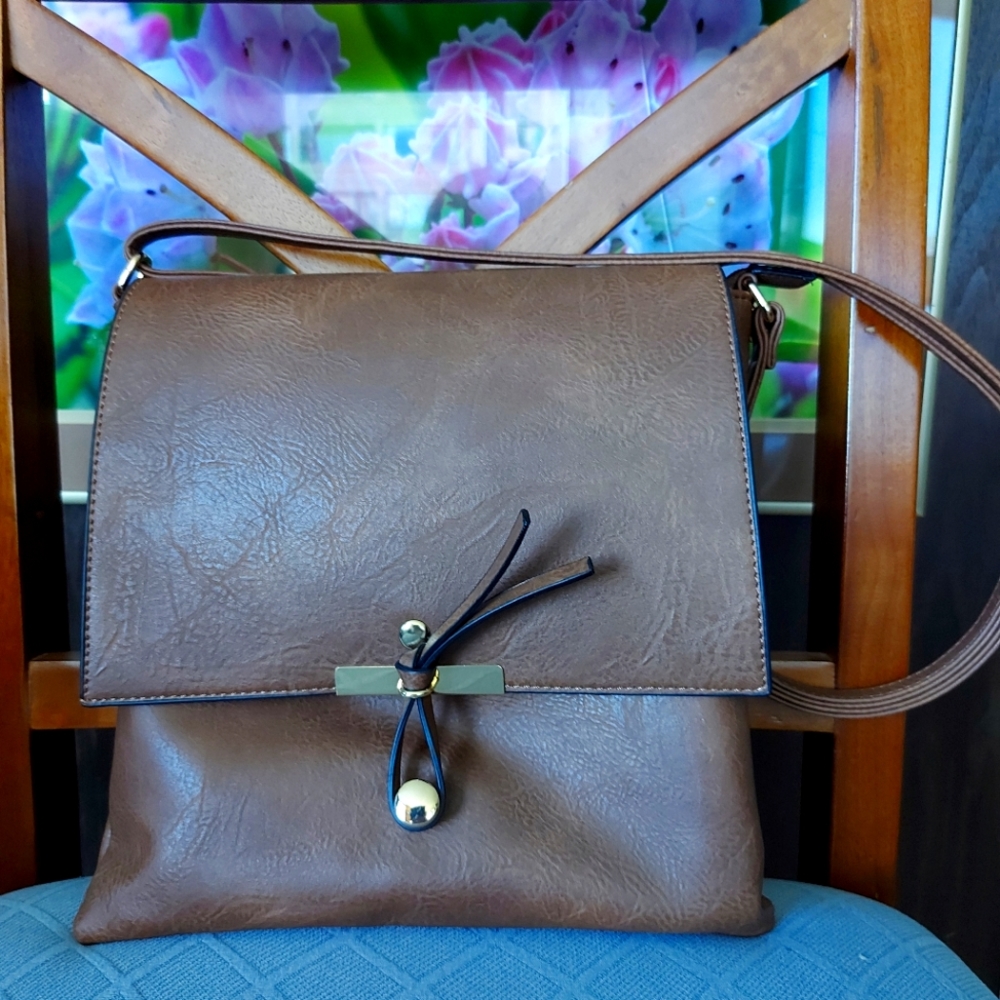 NWOT Le Miel Crossbody Bag